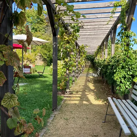 Komenský Gäste- Und Tagungshaus