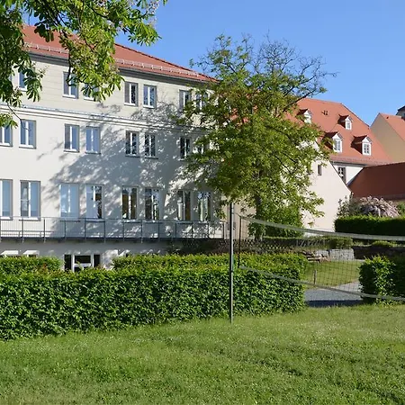 Gasthof Komenský Gäste- Und Tagungshaus 3*