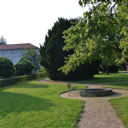 Komenský Gäste- Und Tagungshaus