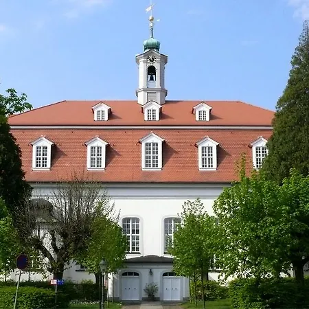 Komensky Gaeste- Und Tagungshaus 3*