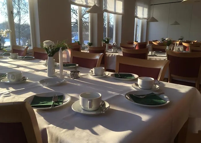 Komensky Gaeste- Und Tagungshaus Affittacamere 3*